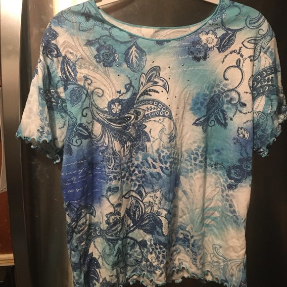 Basic Editions Paisley tee 341 *tee deal $12 or π - Picture 1 of 3